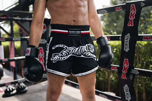 NÁK SÛU THAI SHORTS